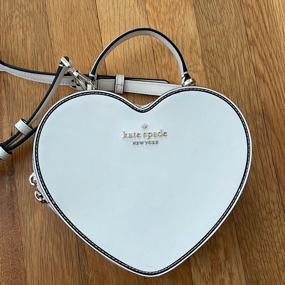 Adorable white heart Kate Spade bag